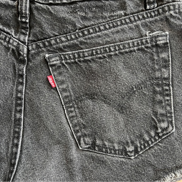 Vintage Levi’s 90s Washed Black Denim High Rise Cut Off Jean Shorts - Picture 6 of 8